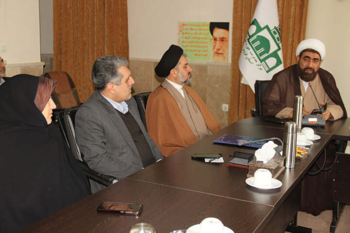 تصاویر / دیدار استاندار قزوین با مدیر حوزه علمیه ،ومدیران مدارس علمیه استان