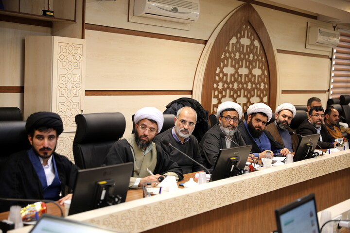 تصاویر/جلسه هم اندیشی سالانه مسئولان موقوفات و منابع پایدار استان ها و مناطق و همچنین نشست دبیران خیرین استانی