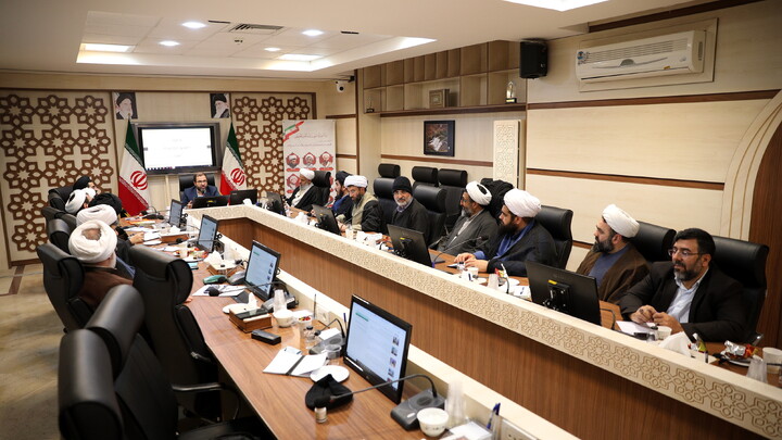 تصاویر/جلسه هم اندیشی سالانه مسئولان موقوفات و منابع پایدار استان ها و مناطق و همچنین نشست دبیران خیرین استانی