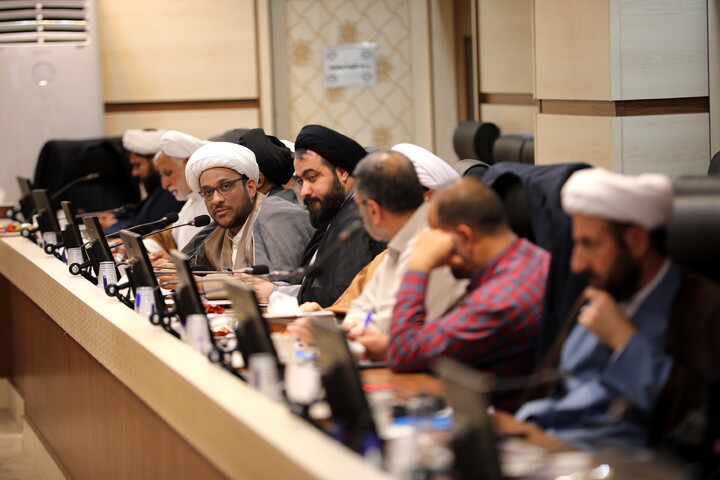 تصاویر/جلسه هم اندیشی سالانه مسئولان موقوفات و منابع پایدار استان ها و مناطق و همچنین نشست دبیران خیرین استانی