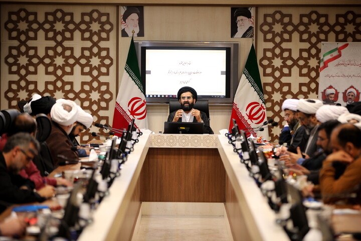 تصاویر/جلسه هم اندیشی سالانه مسئولان موقوفات و منابع پایدار استان ها و مناطق و همچنین نشست دبیران خیرین استانی