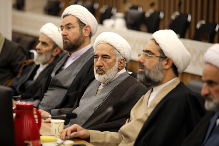 تصاویر/دوره دانش افزایی مدیران مدارس حوزه علمیه قم - مشهد مقدس - نقش مدیران مدارس علمیه در تحقق حوزه پیشرو و سر آمد با برش مدارس علمیه