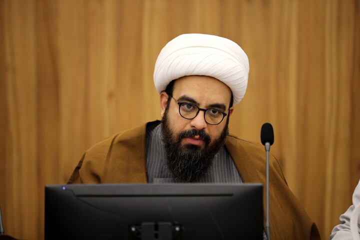 تصاویر/دوره دانش افزایی مدیران مدارس حوزه علمیه قم - مشهد مقدس - نقش مدیران مدارس علمیه در تحقق حوزه پیشرو و سر آمد با برش مدارس علمیه