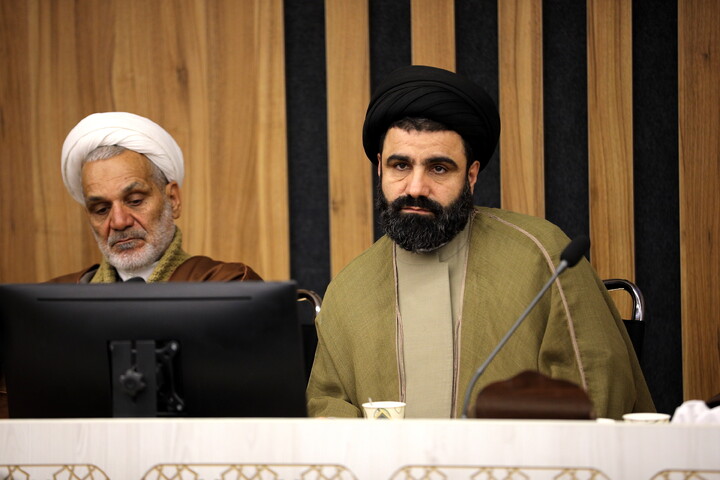 تصاویر/دوره دانش افزایی مدیران مدارس حوزه علمیه قم - مشهد مقدس - نقش مدیران مدارس علمیه در تحقق حوزه پیشرو و سر آمد با برش مدارس علمیه