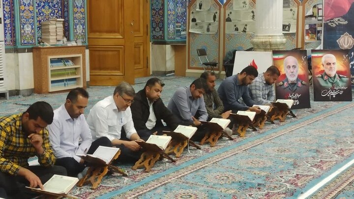 تصاویر/ محفل انس با قرآن در جزیره خارگ