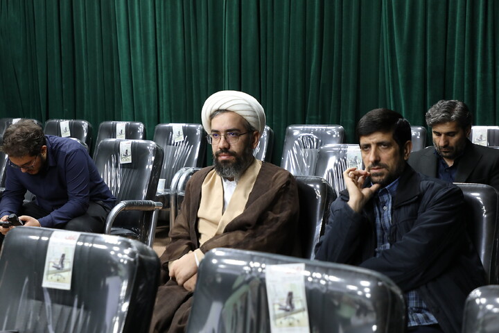 تصاویر/  آیین رونمایی از نخستین مجموعه ویدئویی «معرفی کتب درسی حوزه‌های علمیه»