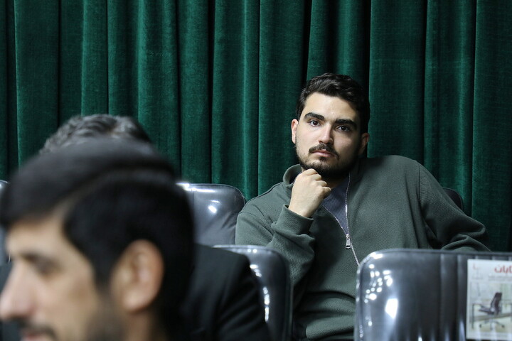 تصاویر/  آیین رونمایی از نخستین مجموعه ویدئویی «معرفی کتب درسی حوزه‌های علمیه»