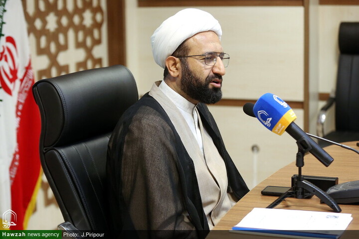 معاون امور طلاب و دانش‌آموختگان حوزه علمیه وارد جزیره قشم شد