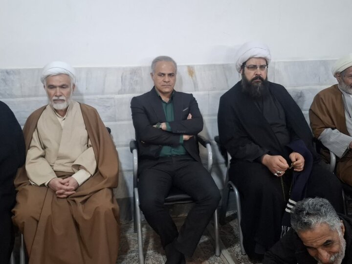 تصاویر/ آئین عمامه گذاری 11طلبه مدارس آیت الله اعتمادی کاشان