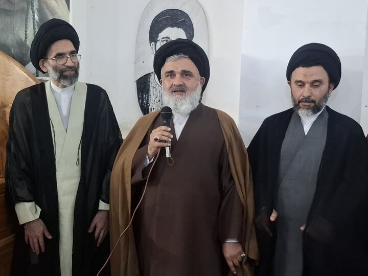 تصاویر/ آئین عمامه گذاری 11طلبه مدارس آیت الله اعتمادی کاشان