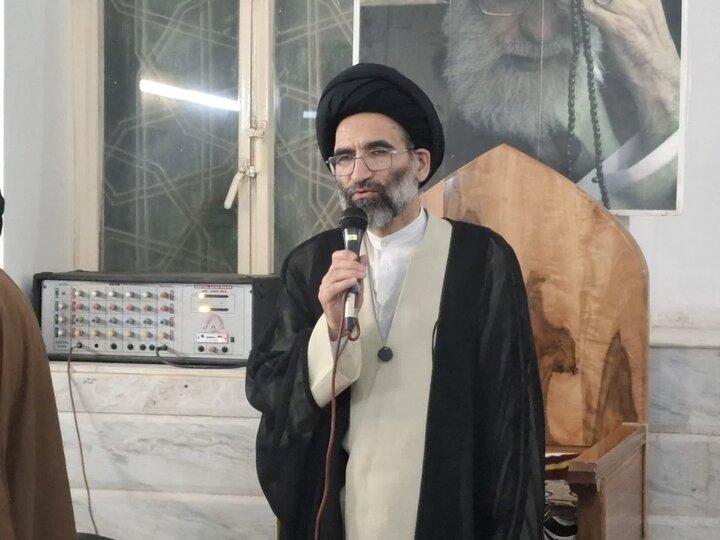 تصاویر/ آئین عمامه گذاری 11طلبه مدارس آیت الله اعتمادی کاشان