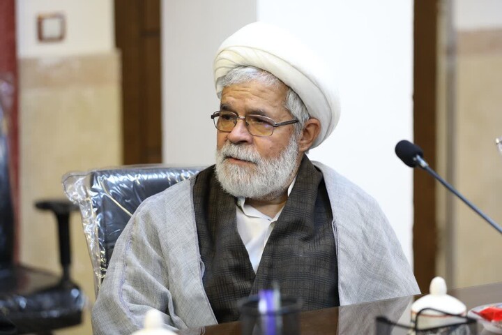 تصاویر/ جلسه بصیرتی با موضوع نقد قرآن بسندگی ویژه کادر مدارس یزد