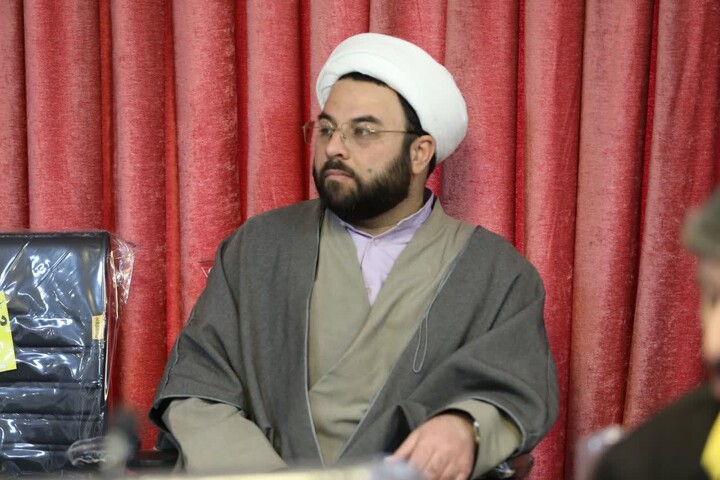 تصاویر/ جلسه بصیرتی با موضوع نقد قرآن بسندگی ویژه کادر مدارس یزد