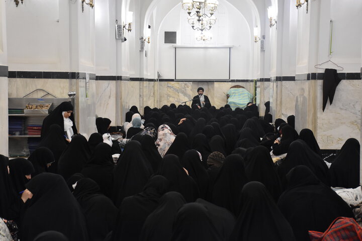 سخنرانی حجت‌الاسلام محمدحسین راجی در جمع طلاب خواهر معتکف حرم رضوی