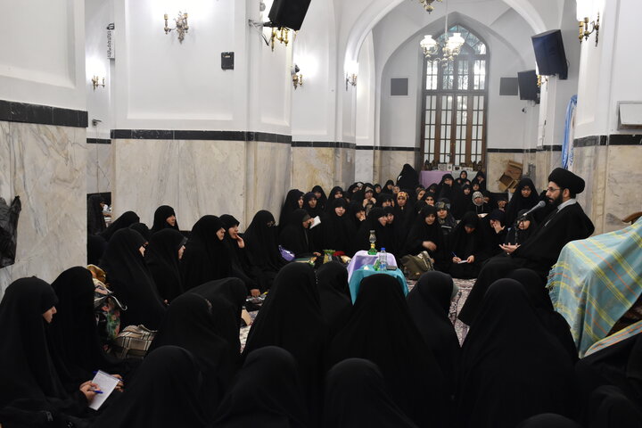 سخنرانی حجت‌الاسلام محمدحسین راجی در جمع طلاب خواهر معتکف حرم رضوی