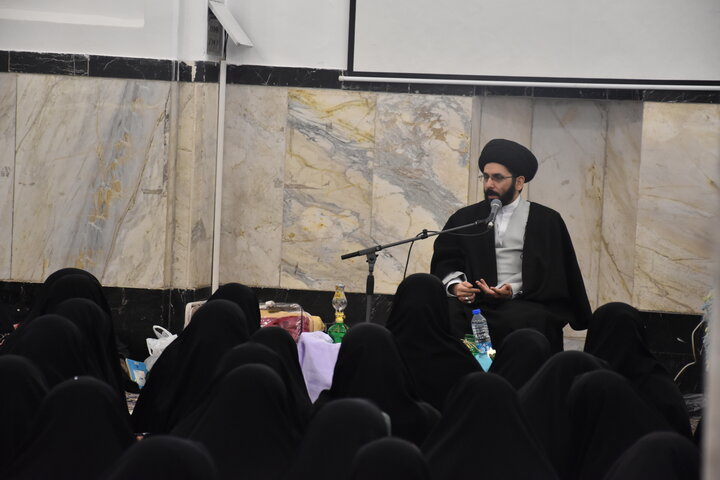 سخنرانی حجت‌الاسلام محمدحسین راجی در جمع طلاب خواهر معتکف حرم رضوی