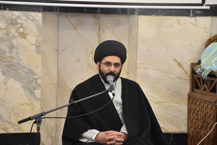 سخنرانی حجت‌الاسلام محمدحسین راجی در جمع طلاب خواهر معتکف حرم رضوی