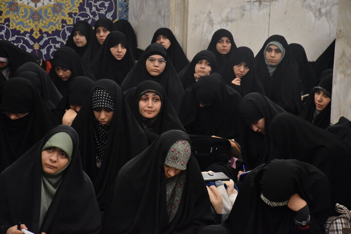 سخنرانی حجت‌الاسلام محمدحسین راجی در جمع طلاب خواهر معتکف حرم رضوی