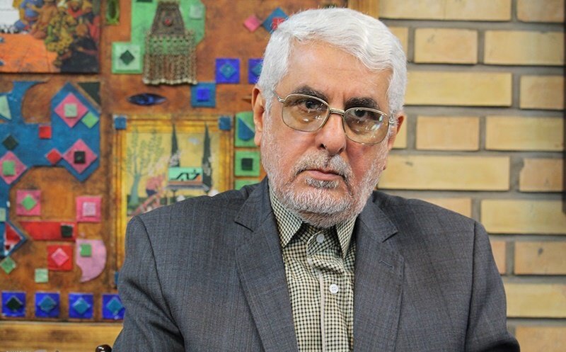 فتوای امام خمینی(ره) درباره سلمان رشدی معادلات سیاسی و فرهنگی جهان را تغییر داد