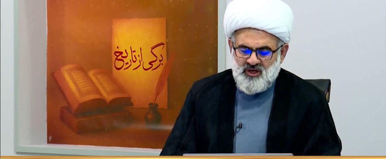 वीडियो / सुन्नी स्रोतों में पैग़म्बर (स) के माता-पिता का ईमानः हुज्जतुल इस्लाम डॉ. अब्बासी