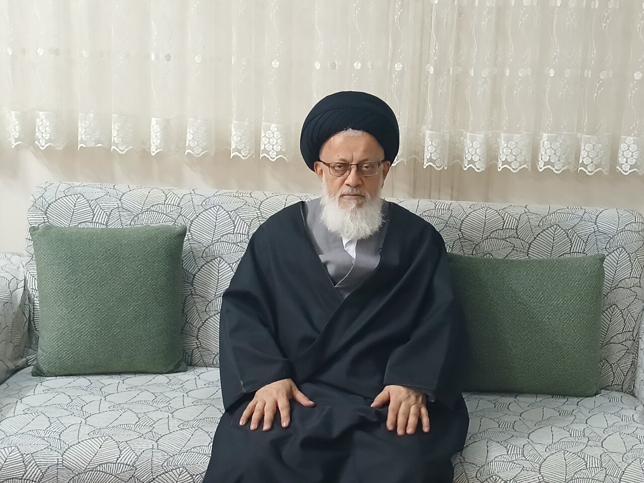 شناخت دقیق دشمن و پاسخ حکیمانه، اولویت امروز حوزویان است