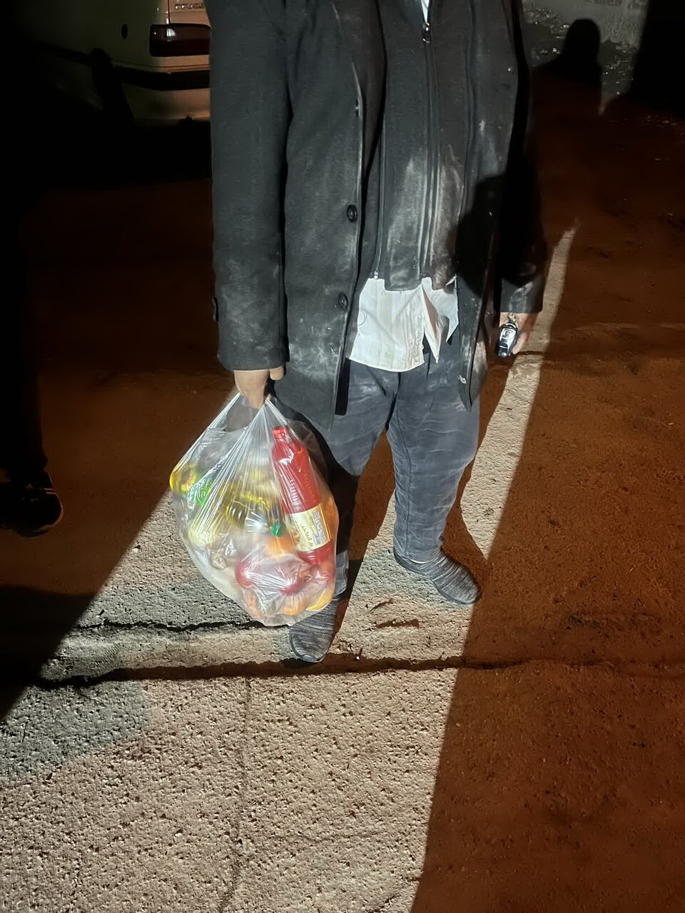 ماهانه ۲ میلیارد و ۵۰۰ میلیون ریال به خانواده‌های نیازمند اهدا می‌شودانواده‌های نیازمند اهدا می‌شود