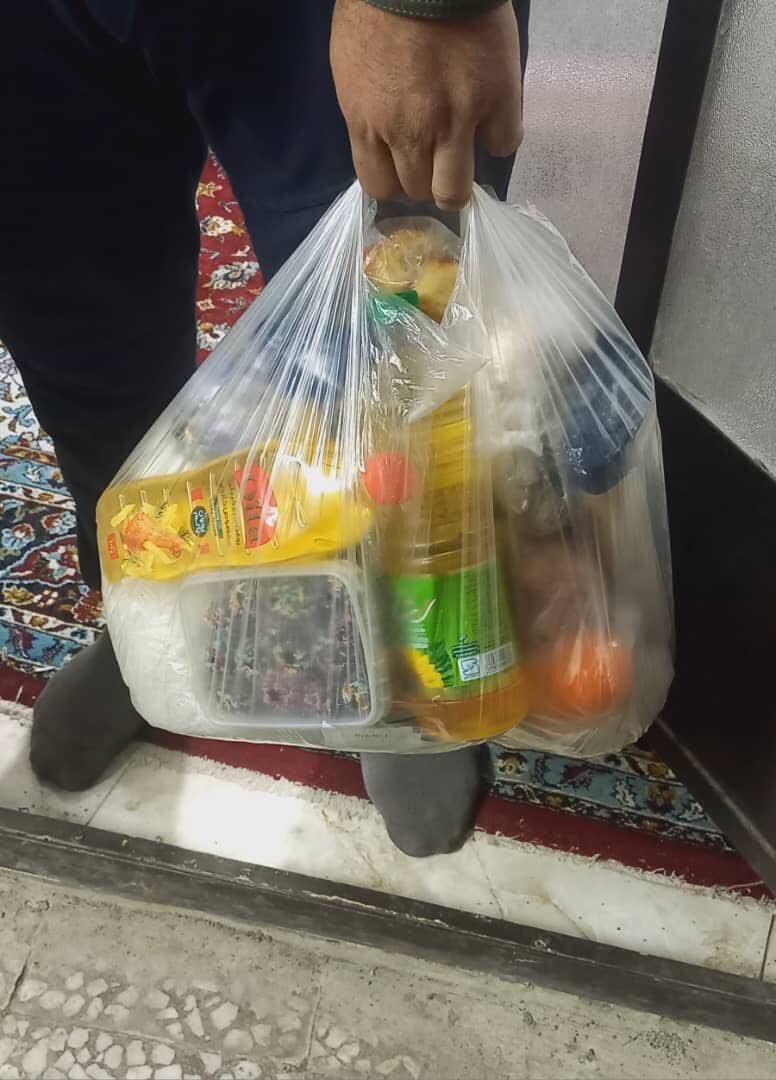 ماهانه ۲ میلیارد و ۵۰۰ میلیون ریال به خانواده‌های نیازمند اهدا می‌شودانواده‌های نیازمند اهدا می‌شود