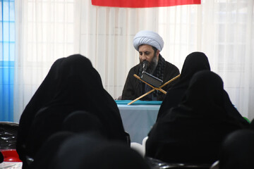 تصاویر/ نشست توانمندسازی بانوان فعال فرهنگی مساجد خوی