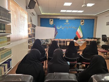 برگزاری کارگاه «هوش مصنوعی» ویژه معاونان فرهنگی مدارس علمیه خواهران استان یزد +تصاویر