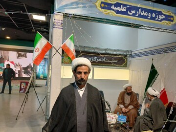 حوزه‌های علمیه در خط مقدم صیانت از هویت قرآنی جامعه هستند