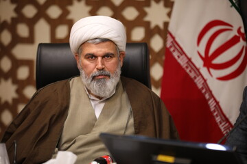 حضرت آیت‌الله سیدمجتبی خامنه‌ای عالمی عادل، دوراندیش، زمان‌شناس و شجاع است