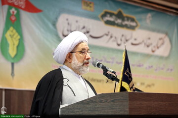 گفتمان مقاومت، گذار تمدن بشر از سلطه مادی به عدالت و معنویت است