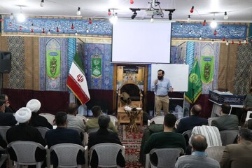 تصاویر/ نشست تبیینی فعالان فرهنگی با حضور دستیار ارشد حوزه راهبردی سازمان تبلیغات اسلامی در اراک