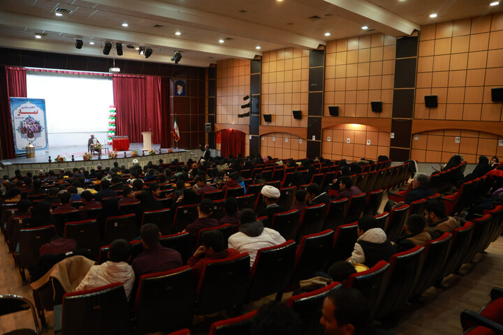 تصاویر / اجلاس سراسری نماز در شهرستان بهار