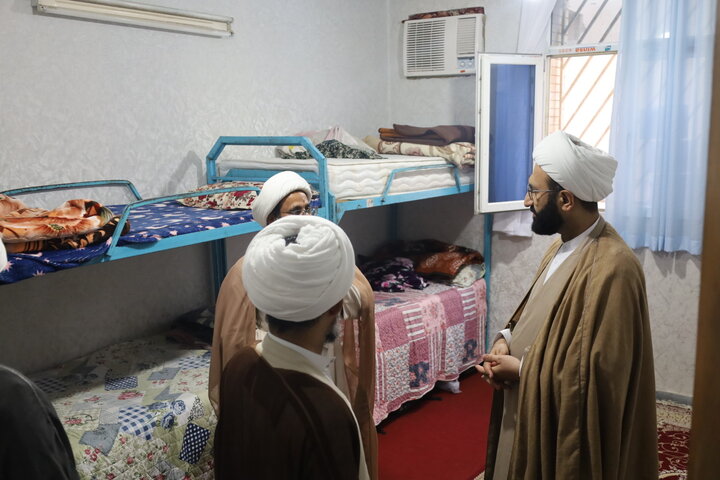 تصاویر/بازدید معاون امور طلاب و دانش‌آموختگان از مدرسه علمیه امام جعفر صادق علیه‌السلام قشم