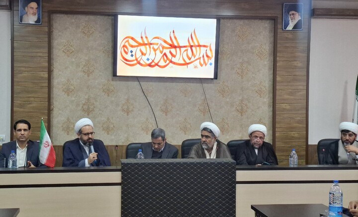 تصاویر/ نشست نمایندگان طلاب شاغل در آموزش‌ و پرورش شهرستان کرمان