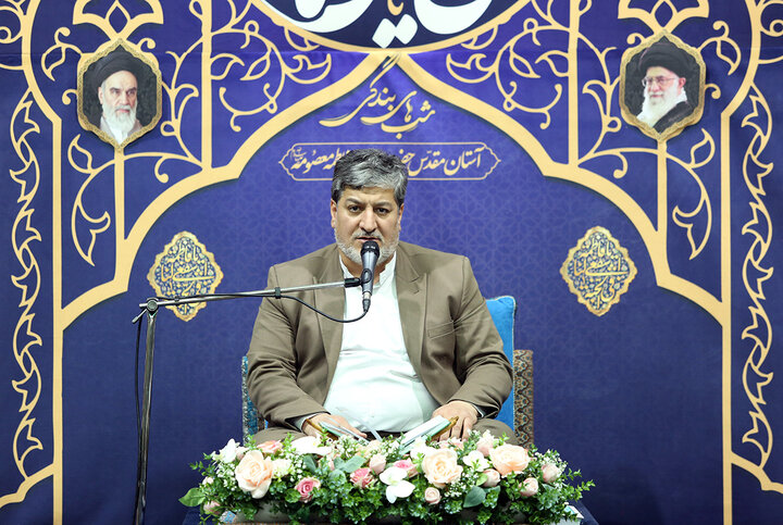 مناجات شبانه زائران حرم بانوی کرامت در «شب‌های بندگی»