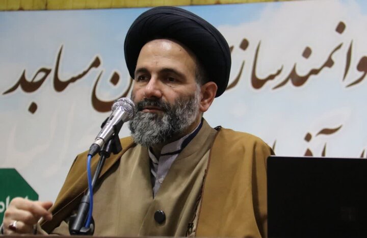 تصاویر/ اولین دوره آموزشی و توانمندسازی امامان مساجد طرح محراب استان آذربایجان غربی