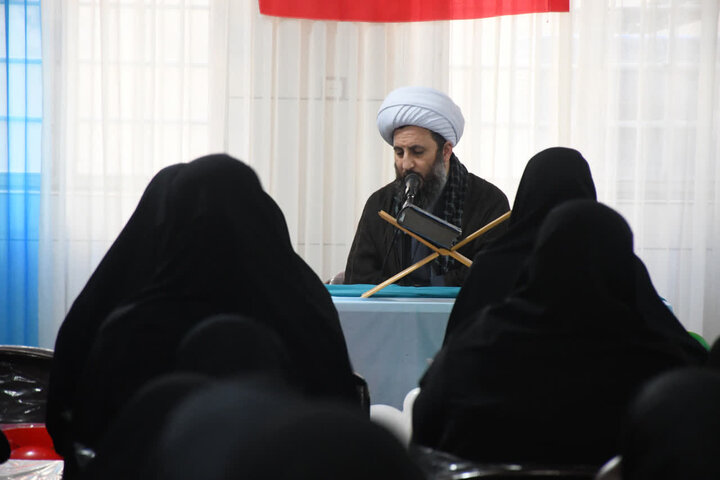 تصاویر/ نشست توانمندسازی بانوان فعال فرهنگی مساجد خوی