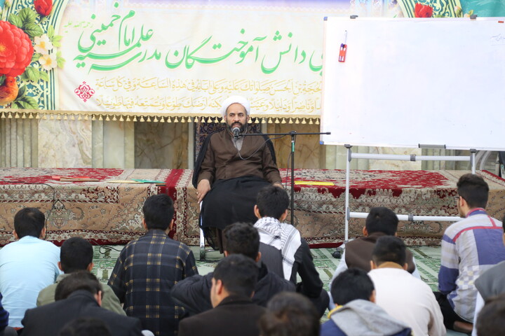 نصاویر/دوره میثاق طلبگی 2 ویژه طلاب حوزه علمیه خوزستان برگزار شد