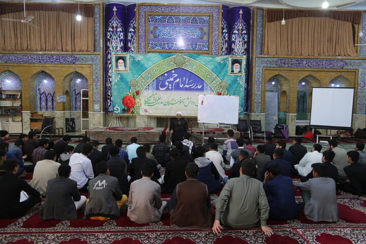 نصاویر/دوره میثاق طلبگی 2 ویژه طلاب حوزه علمیه خوزستان برگزار شد