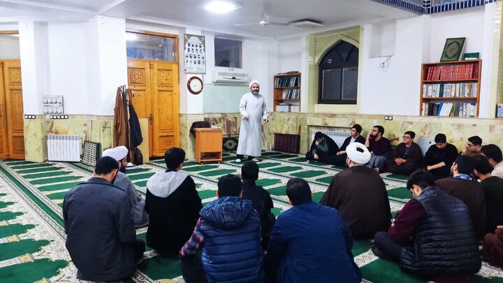 تصاویر/ ویژه برنامه پاسخ به شبهات ولایت فقیه در شهرستان لنگرود