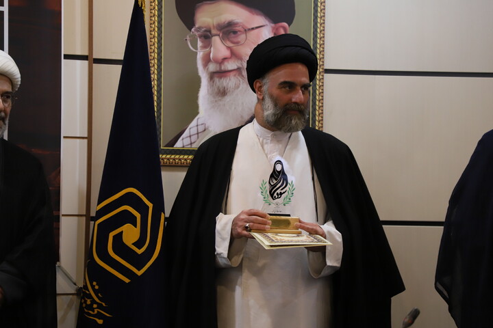 اختتامیهٔ کنگرهٔ بین المللی شعر زنان مقاومت