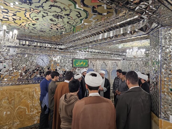 تصاویر/ جلسه درس اخلاق در مدرسه میرزا جعفر مشهد مقدس