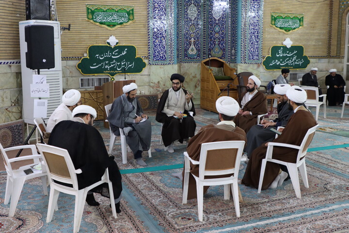 تصاویر / دومین اجلاسیه سالانه راهنمایان تهذیبی تربیتی مدارس علمیه کشور - 1