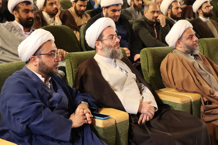 تصاویر / دومین اجلاسیه سالانه راهنمایان تهذیبی تربیتی مدارس علمیه کشور - 1