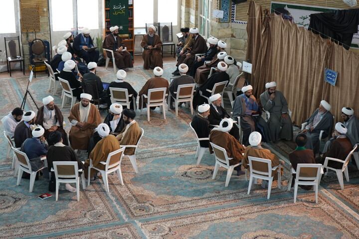 تصاویر / دومین اجلاسیه سالانه راهنمایان تهذیبی تربیتی مدارس علمیه کشور - 2