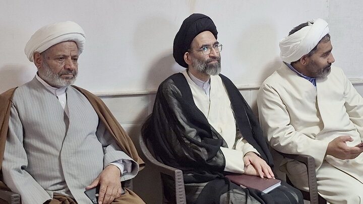 تصاویر/ درس اخلاق نماینده ولی فقیه در کاشان