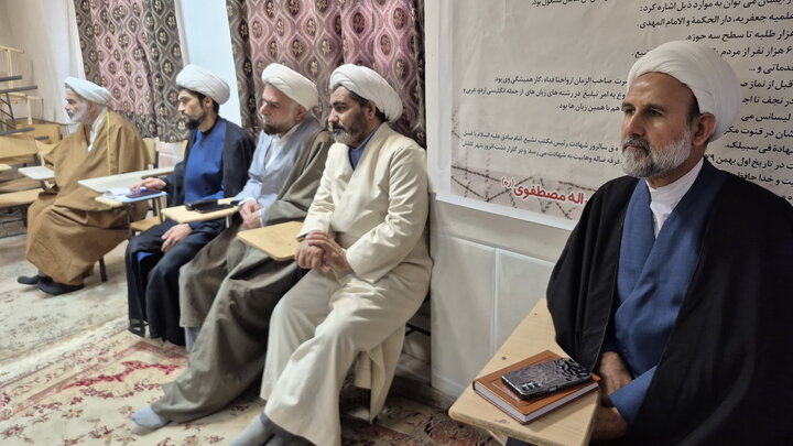 تصاویر/ درس اخلاق نماینده ولی فقیه در کاشان