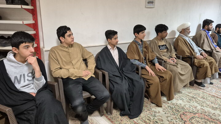 تصاویر/ درس اخلاق نماینده ولی فقیه در کاشان